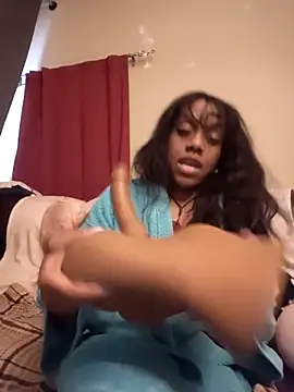 NatalieGainer_goodies webcam