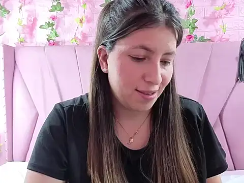 embercooper_ - EmberCooper_'s free webcam - UK Sex Cams