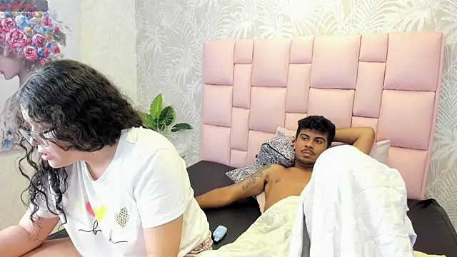 Dave_And_Emma webcam