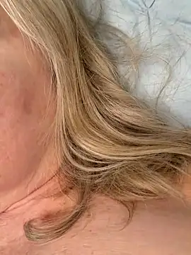 Kaitlyn_Winters webcam