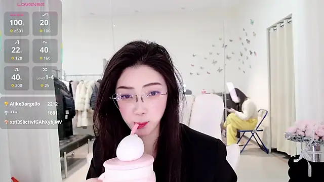 美女yangyang-777在线直播