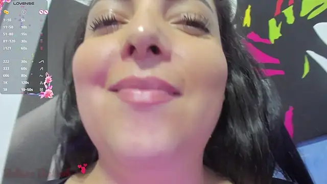Juliana_bigboobs webcam