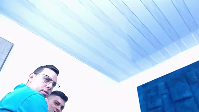 GroupNoLimits webcam