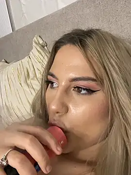 Chloe_GraceeX webcam