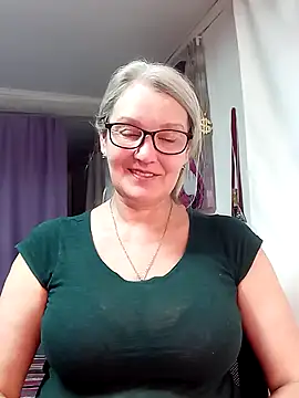 irinamaux - Irinamaux's free webcam