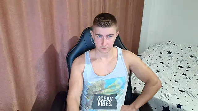 TodMusclePower9 webcam