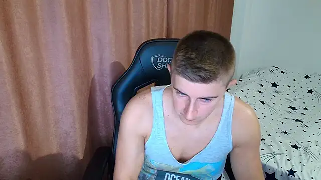 TodMusclePower9 webcam