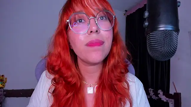 _Moon_Johnson webcam