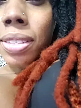 HONEYSWEETS_LIVE webcam