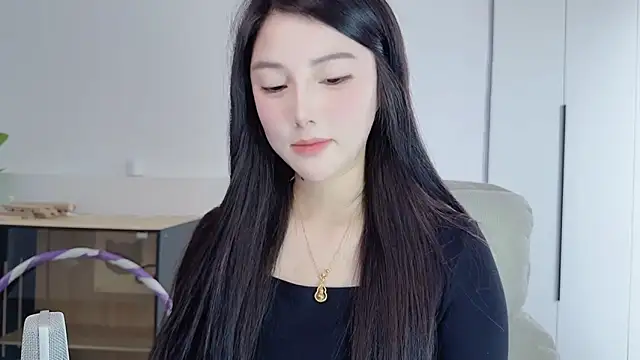 美女HaagenDazs_在线直播