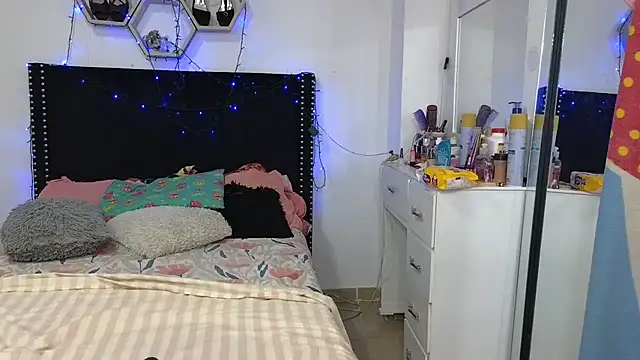 charlotte_077 webcam