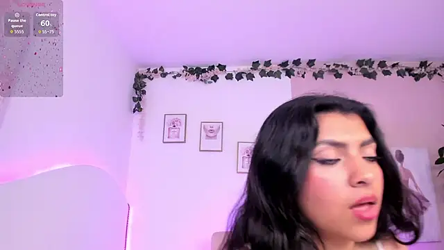 julie_devani - Julie_devani's free webcam