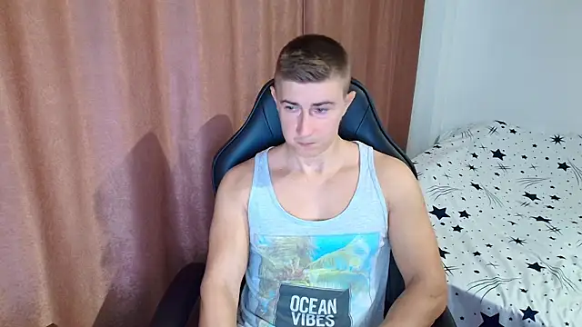 TodMusclePower9 webcam