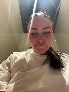 kirasunshine (F young) - suck and lick nipples