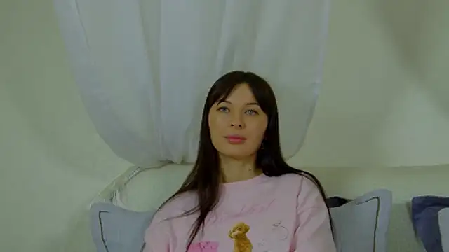 AlexandraBloom webcam