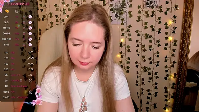 evaa_grey - Evaa_Grey's free webcam