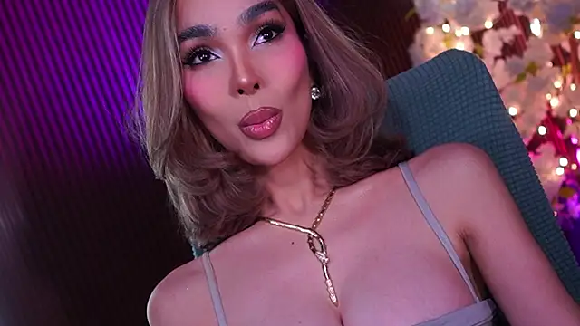 xxforyoureyesonlyxx webcam