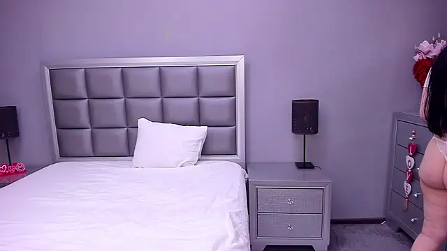 hellennsweet (F milf) - squirty show