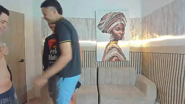 Houseofwarrios's room