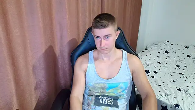 TodMusclePower9 webcam