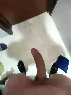 enoc369 - Enoc369's free webcam