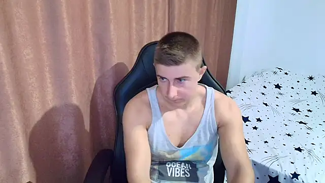 TodMusclePower9 webcam