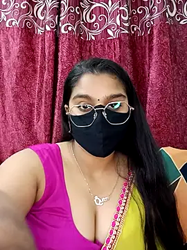 Webcam Model (Jasmine_jaaan)  is live.Free join now!