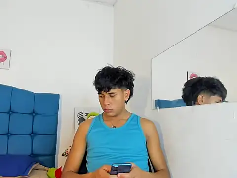 Valentino_Lane webcam