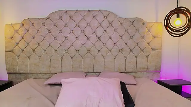 Victoria_Adams14 webcam