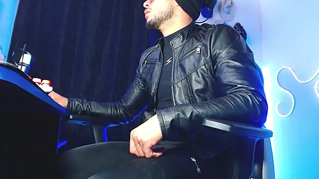 sebastian_horny webcam