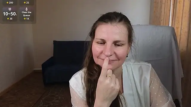 Mirabelle_Velvet webcam