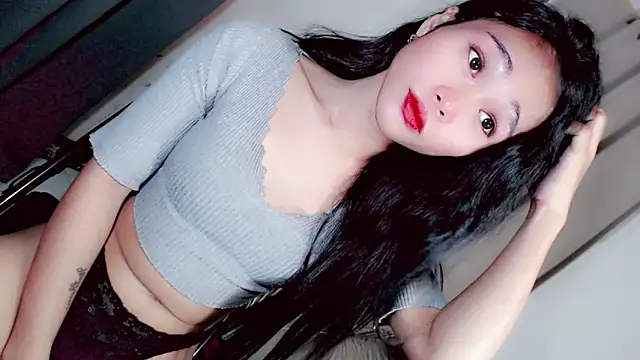 Amomentoflust99 webcam