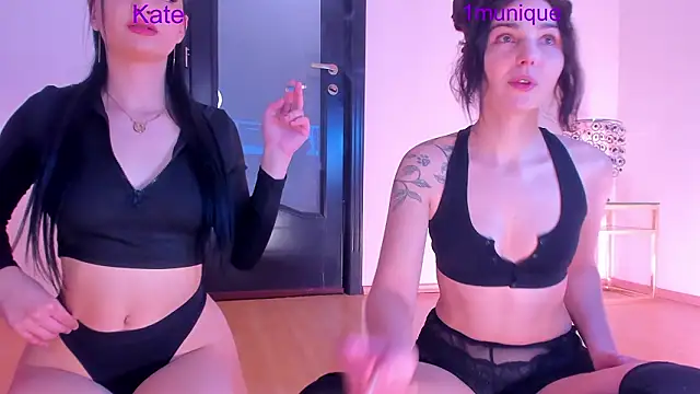 peanaughty - Peanaughty's free webcam - UK Sex Cams