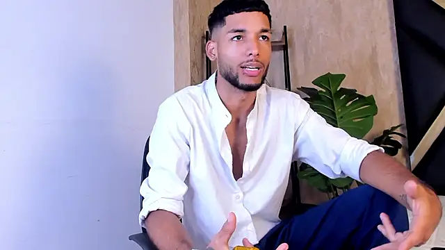 thiagoferreti (M twink) - show oil