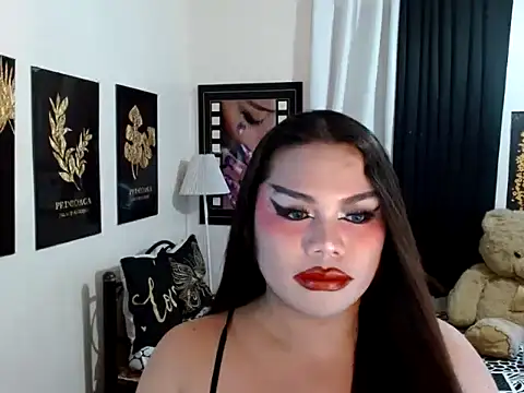 TSbrianaHugeCock webcam