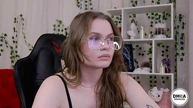 kate_mermaid - Kate_mermaid's free webcam - UK Sex Cams