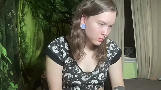 mo0ngoddess - Mo0ngoddess's free webcam