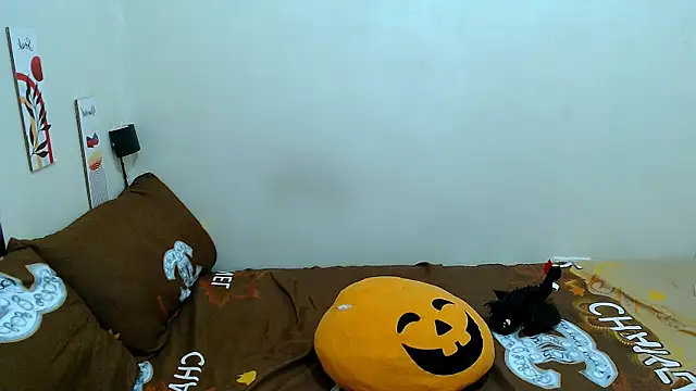 mikhaylahanderson - Mikhaylahanderson's free webcam