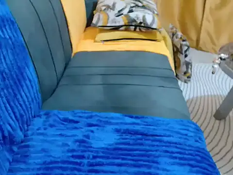 leslysexygirl webcam