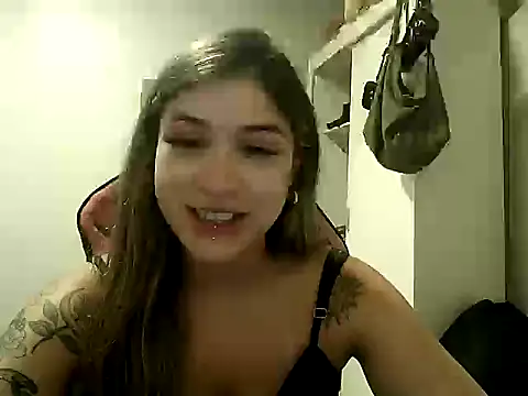 Becca_B webcam