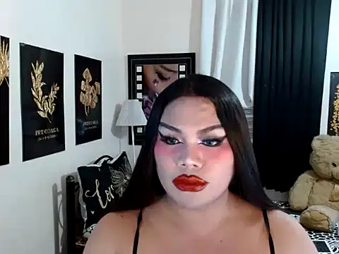 TSbrianaHugeCock webcam