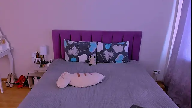 sabrinamacmarren webcam