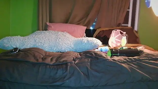 Sexslavescorpio webcam