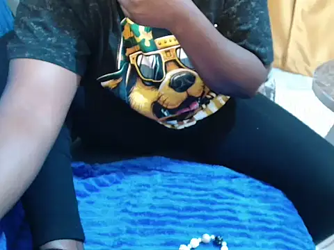 leslysexygirl webcam