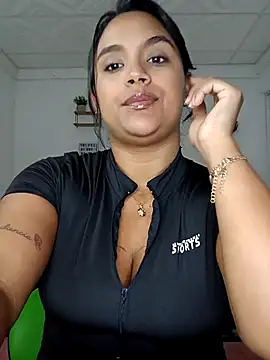 victoria_roussee webcam