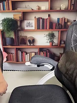 美女QIMEI66在线直播