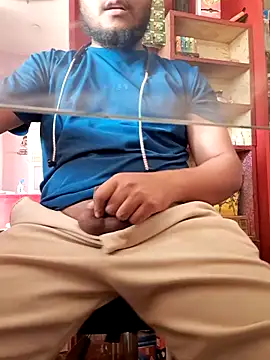 RaiStarrrr0-9 webcam