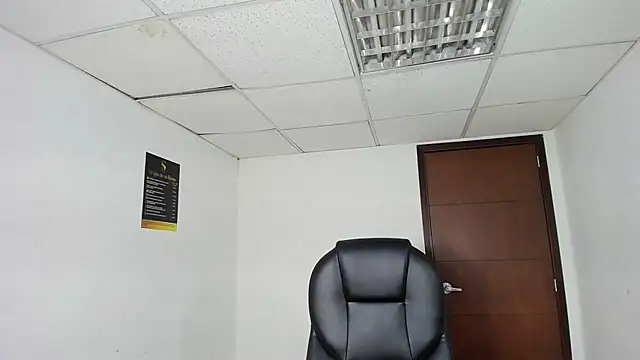 Aisha_hotts777 webcam