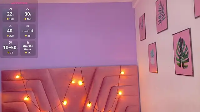 kinkylittlegirll webcam