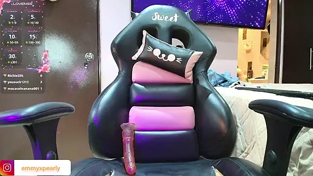 emyxpearly webcam